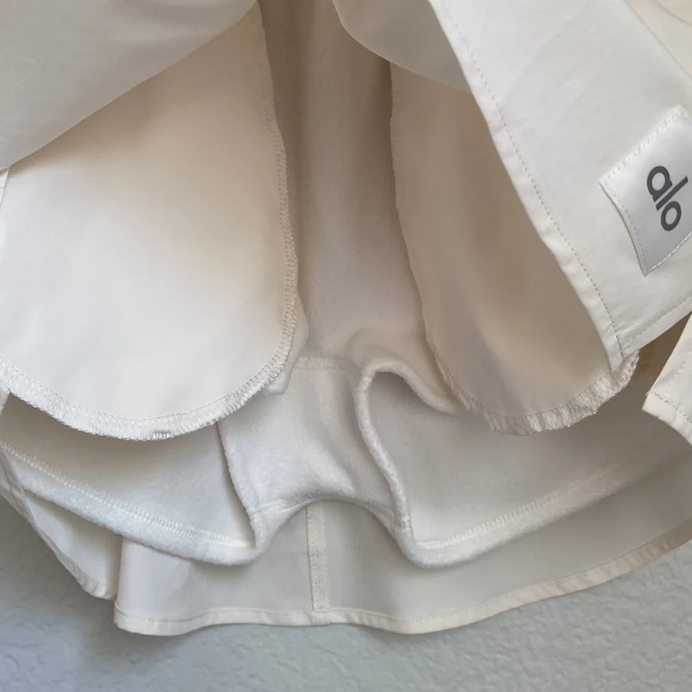 Alo Elevation High Waist Mini Skirt in Ivory White XXS